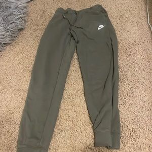 Nike green sweatpants